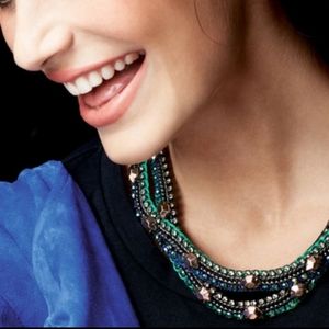 Stella & Dot EUC Gunmetal bib necklace Aurora Borealis AB rhinestones 18 inch